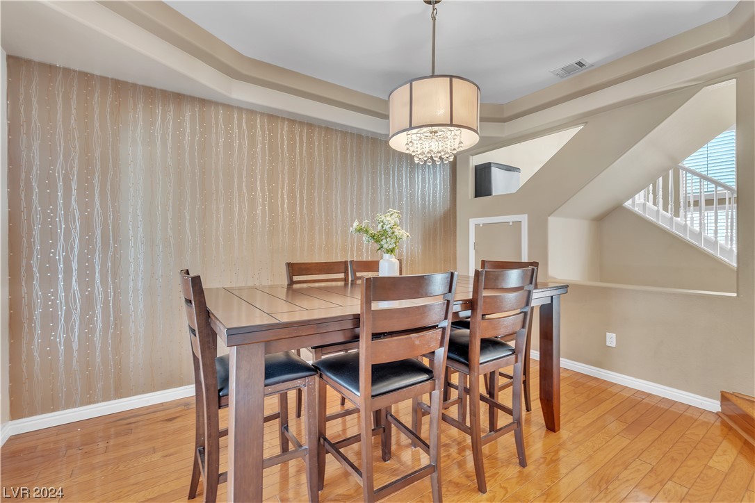 9594 Summer Cypress Street