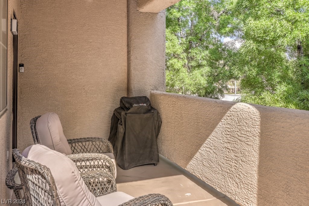 5250 South Rainbow Boulevard 2176