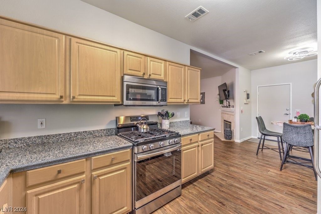 5250 South Rainbow Boulevard 2176