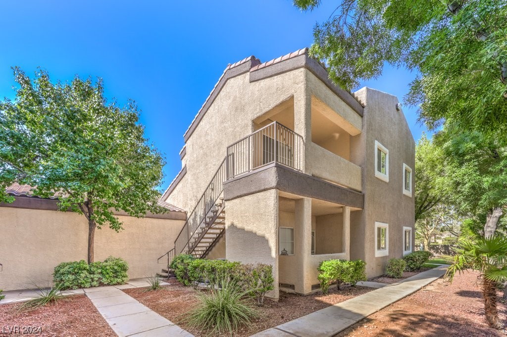 5250 South Rainbow Boulevard 2176