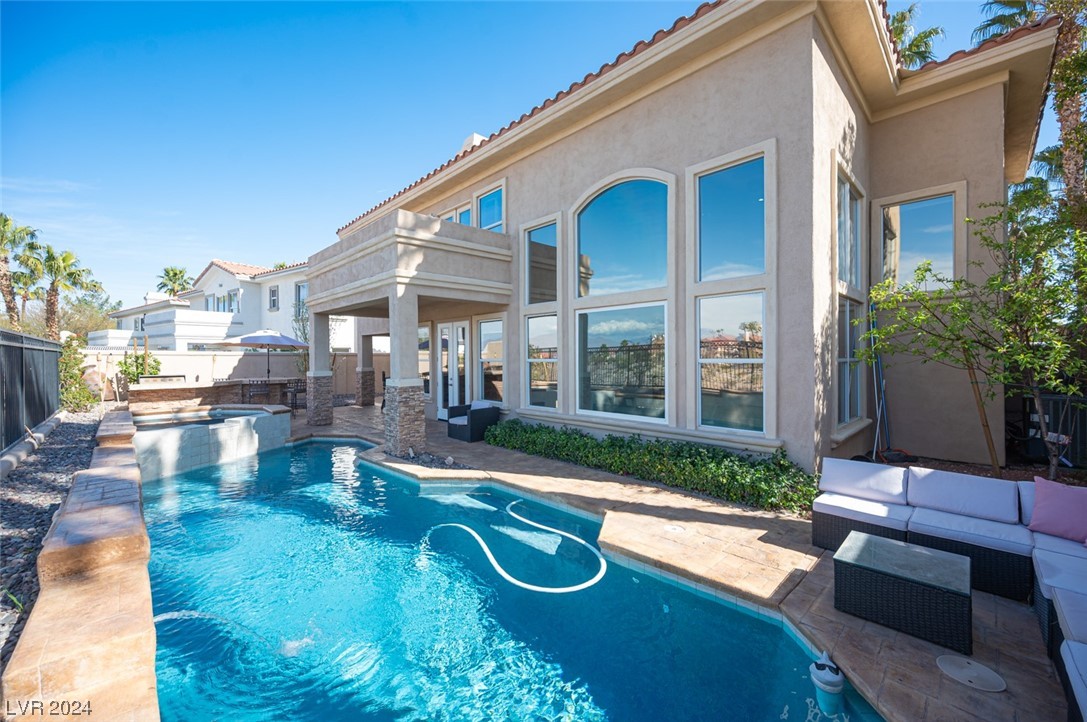 8400 Paseo Vista Drive