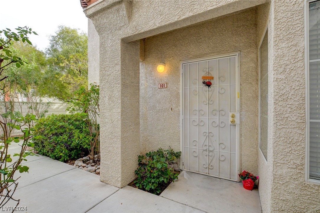 6801 San Ricardo Avenue 101