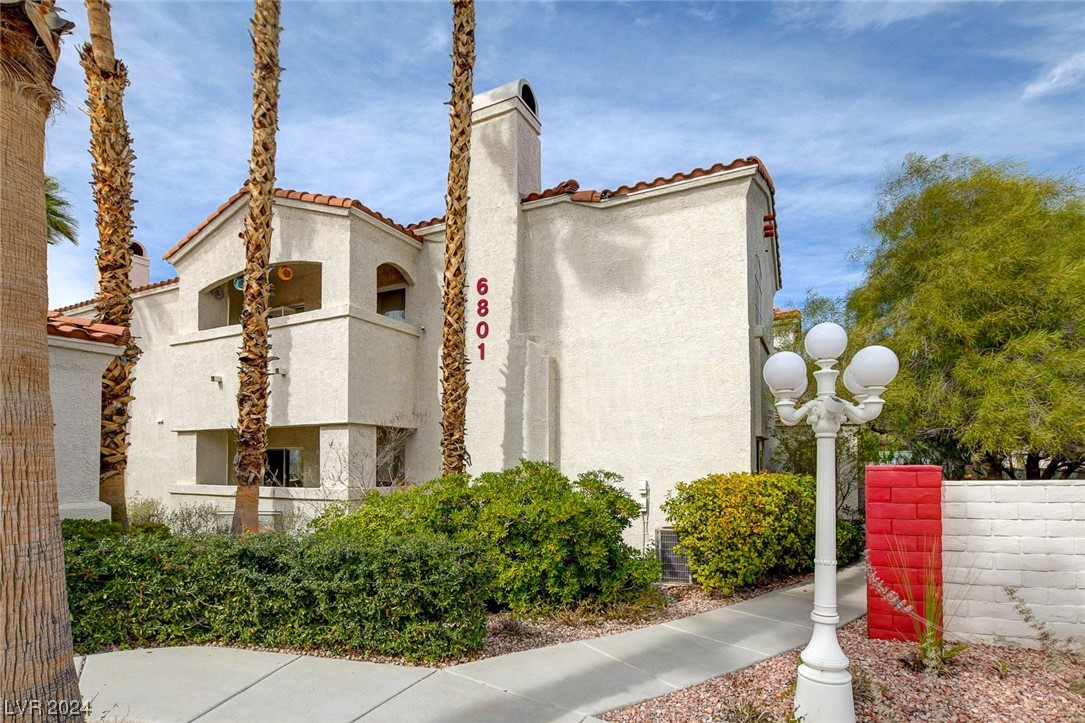 6801 San Ricardo Avenue 101