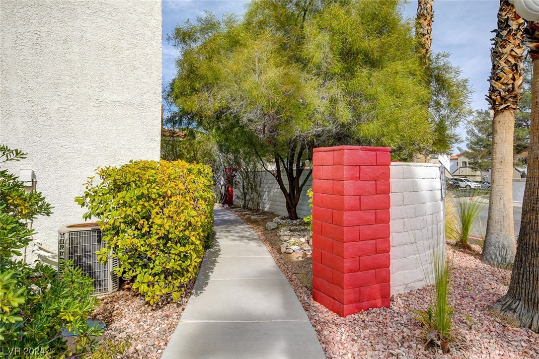 6801 San Ricardo Avenue 101