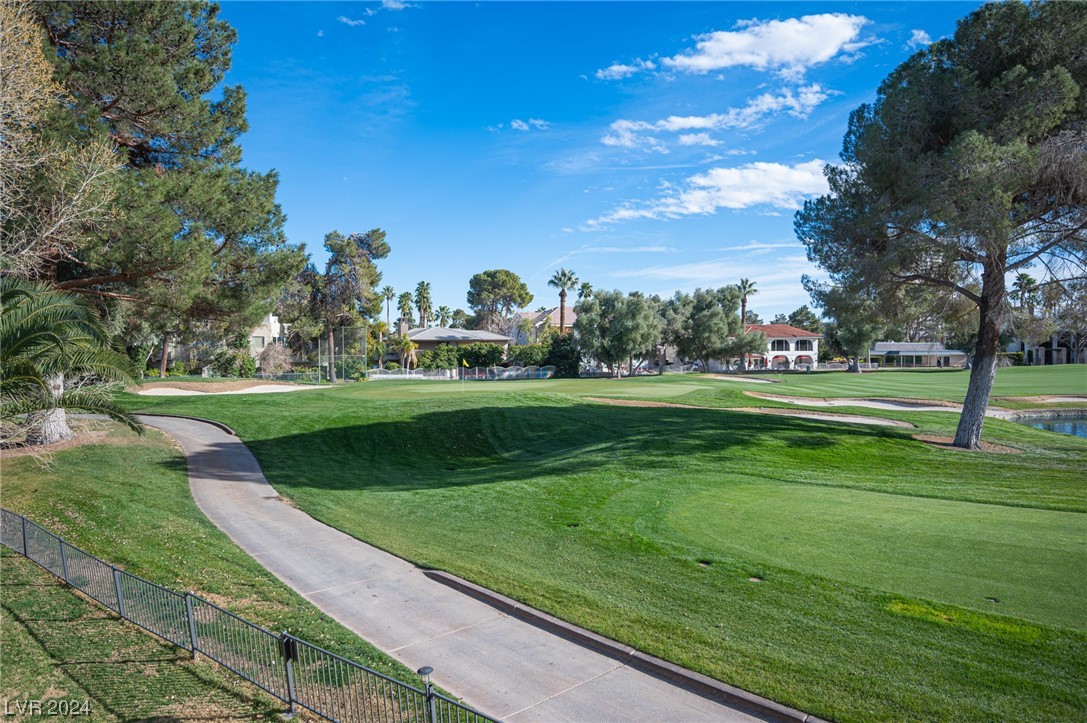 915 Vegas Valley Drive 1