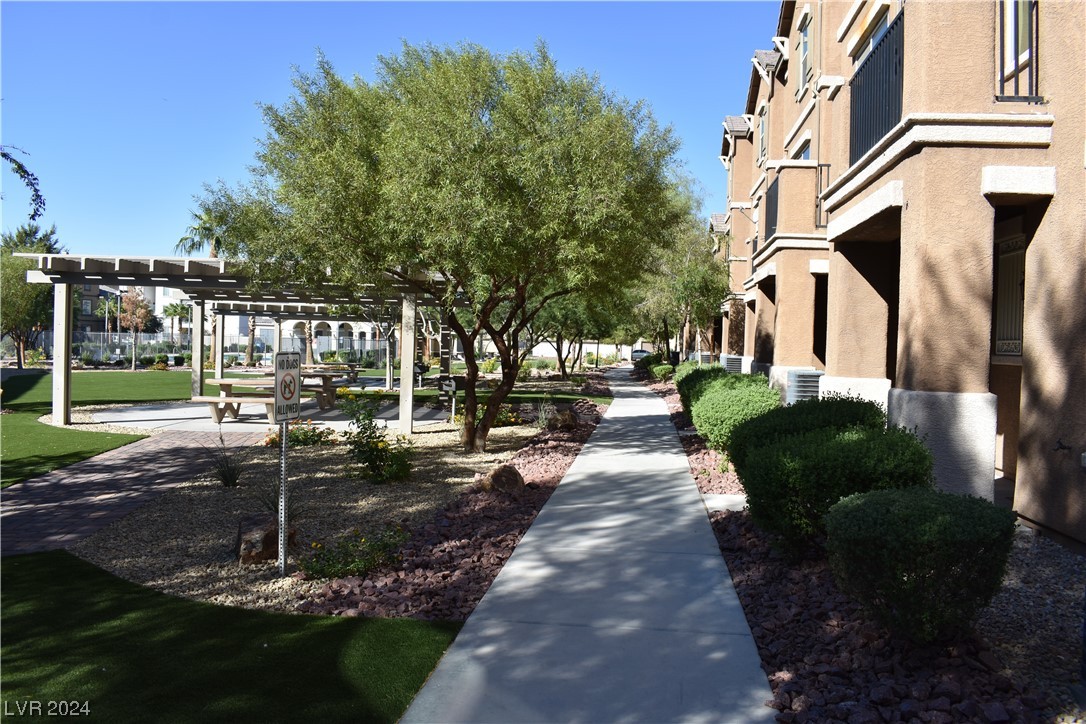 5171 Silica Chalk Avenue 0