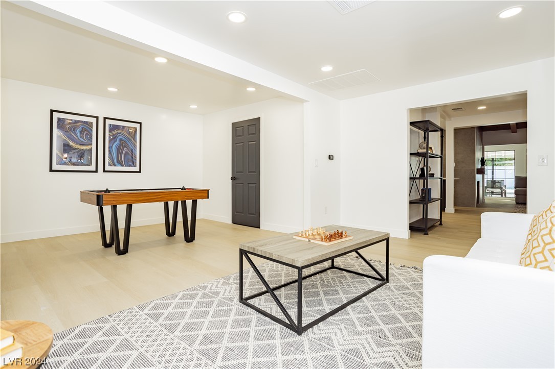 1132 Westlund Drive