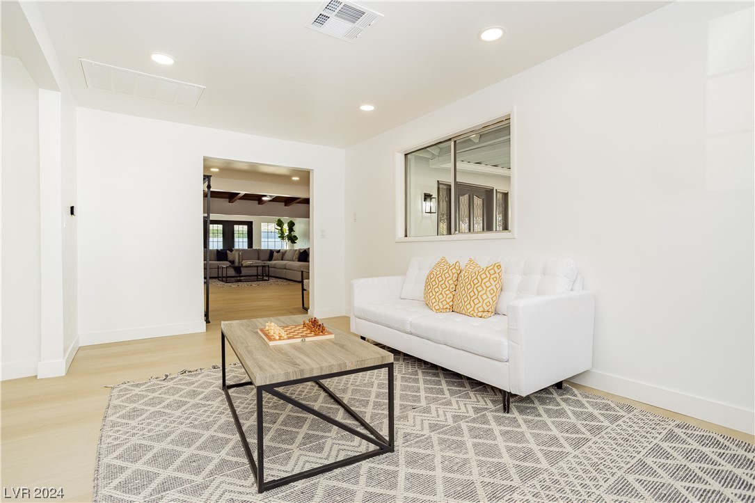 1132 Westlund Drive