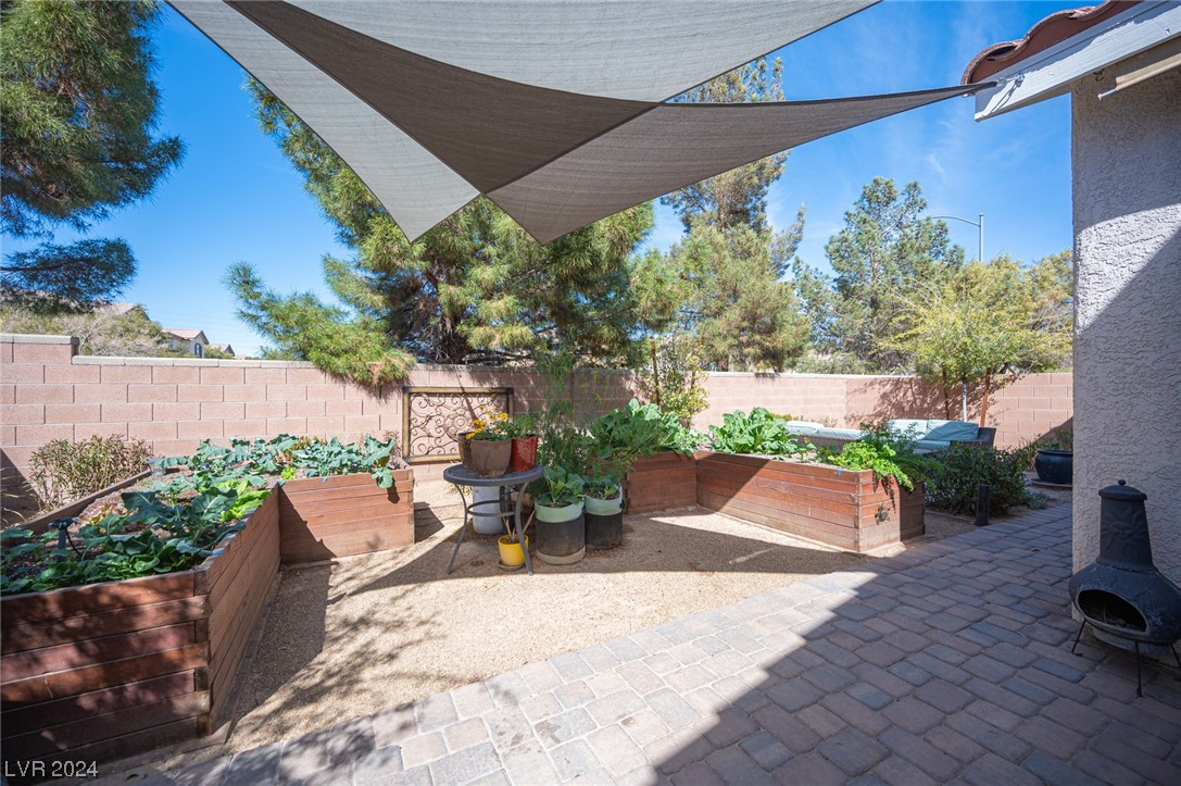 4810 Sequoia Tree Avenue
