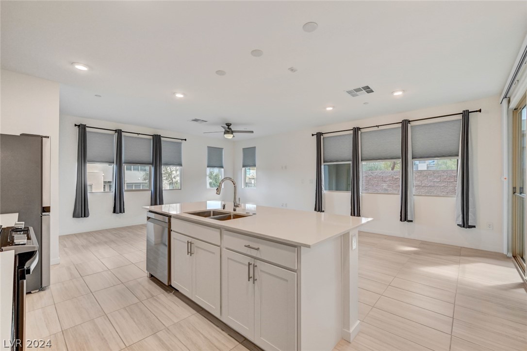 11421 Rain Canyon Avenue 102