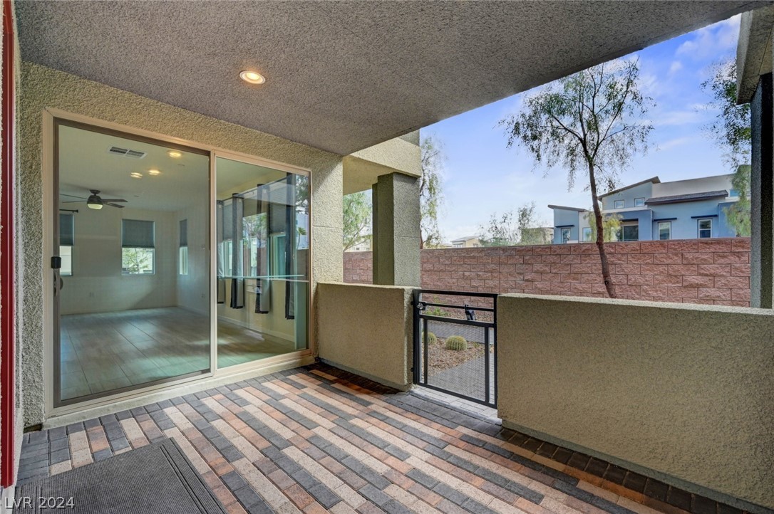 11421 Rain Canyon Avenue 102