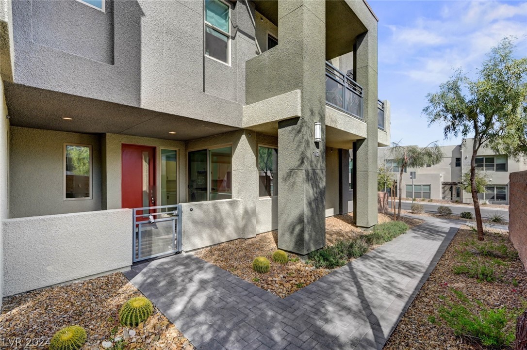 11421 Rain Canyon Avenue 102