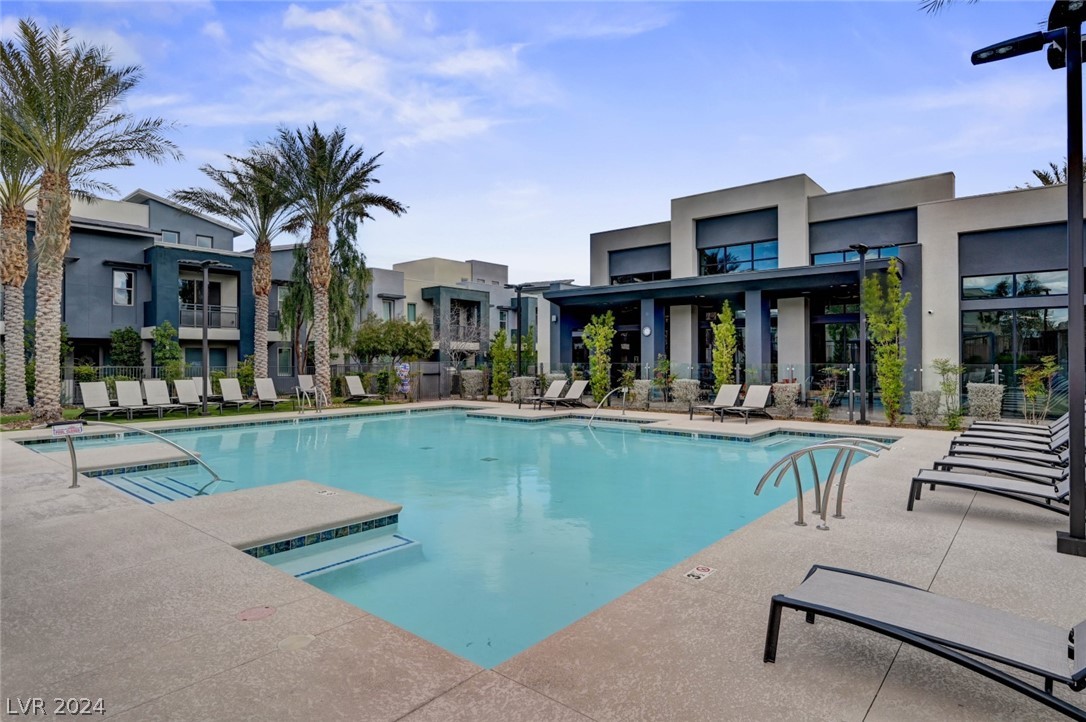 11421 Rain Canyon Avenue 102