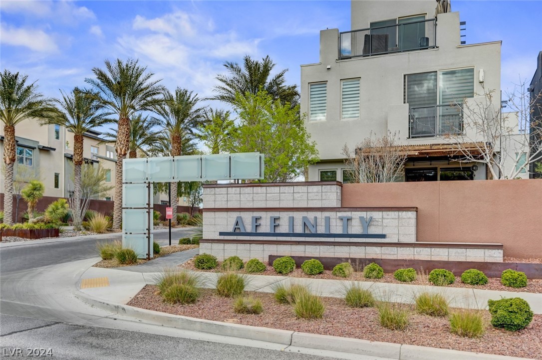 11421 Rain Canyon Avenue 102