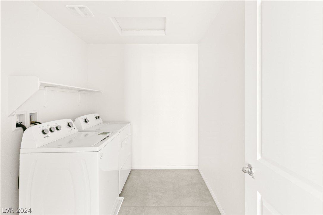 10947 Meridian Fields Avenue