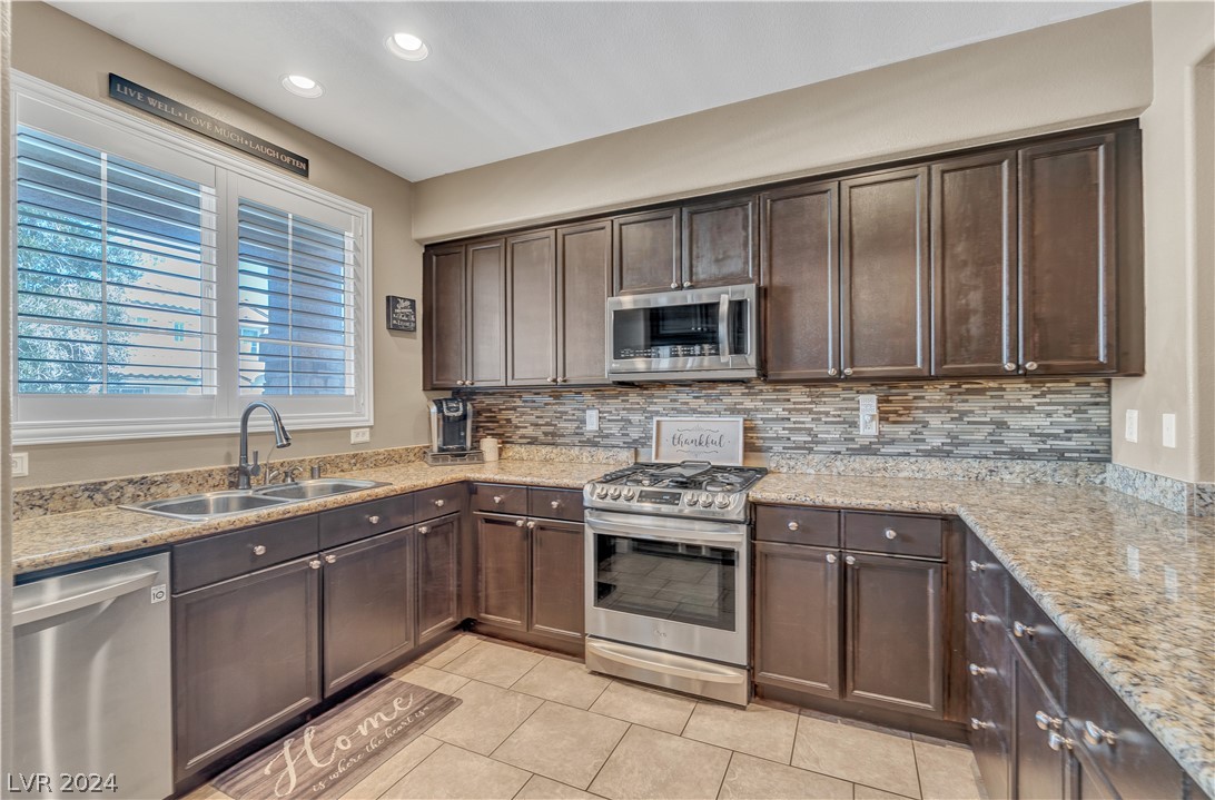 10577 Moultrie Avenue