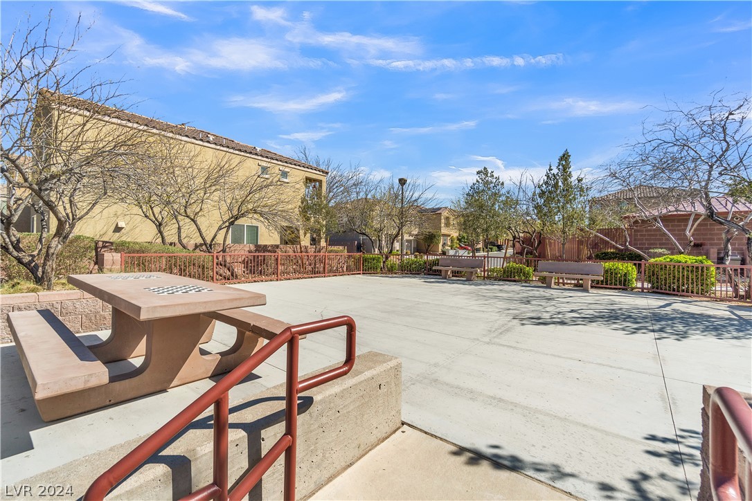 10577 Moultrie Avenue