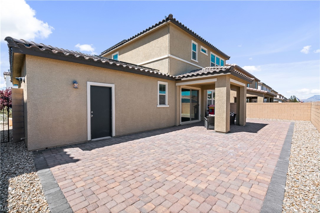 8080 Pinyon Ridge Street