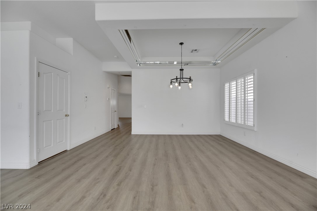 105 Golf Range Street