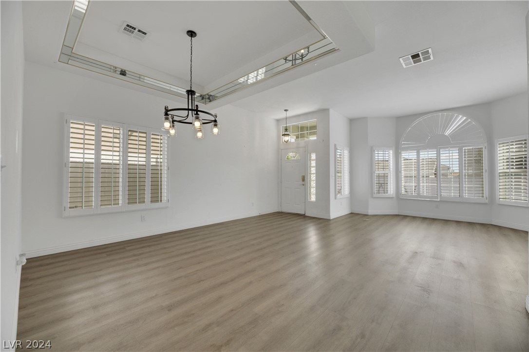 105 Golf Range Street