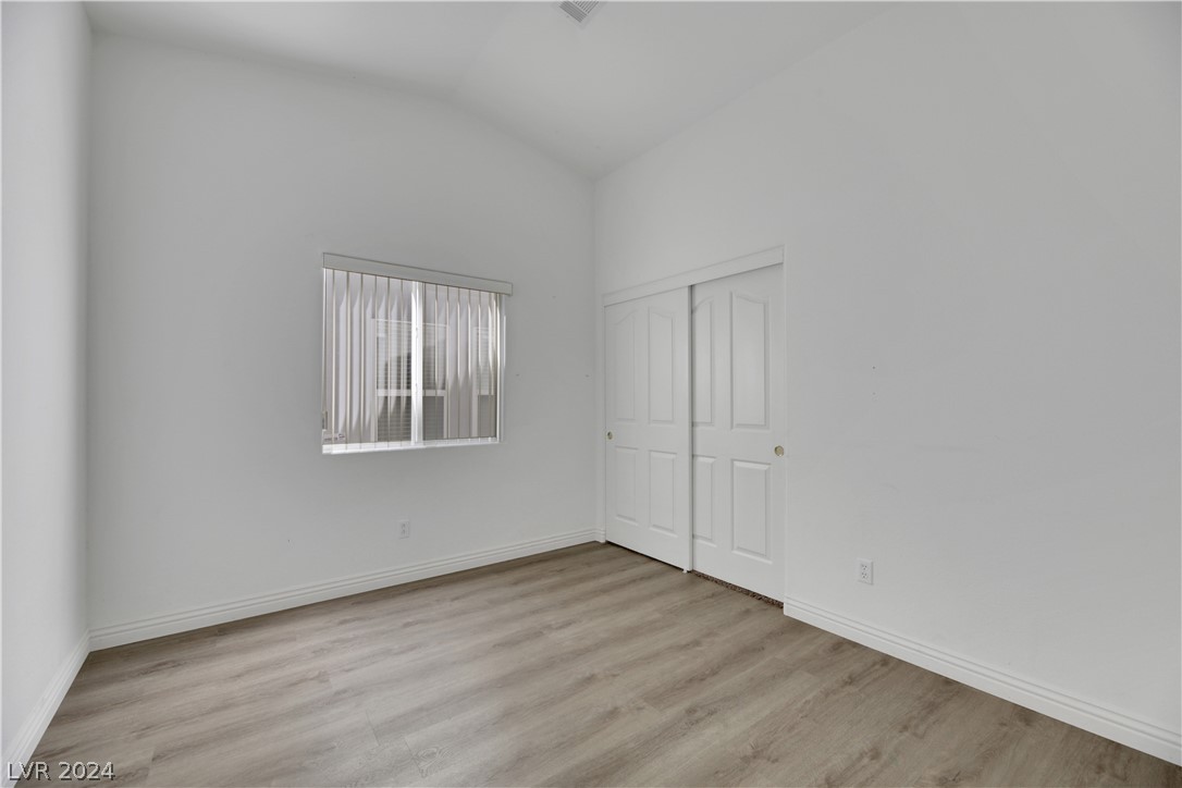 105 Golf Range Street