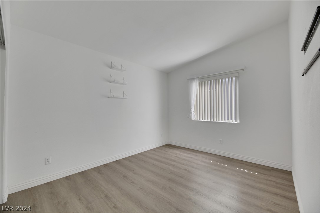 105 Golf Range Street