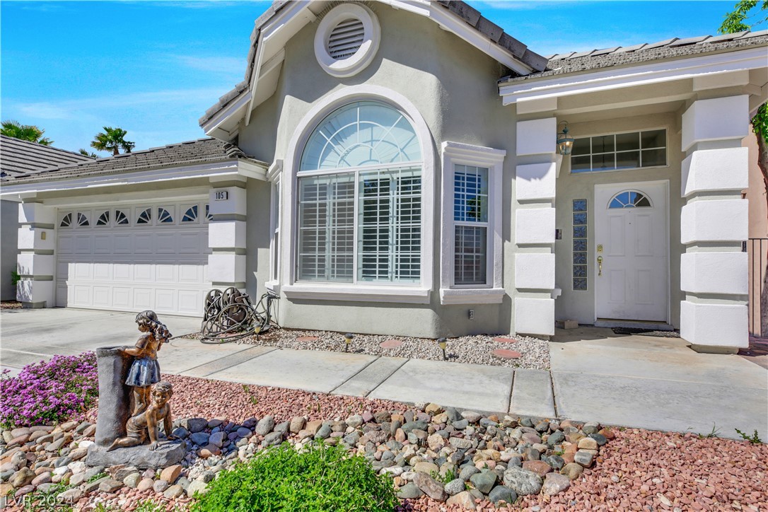 105 Golf Range Street