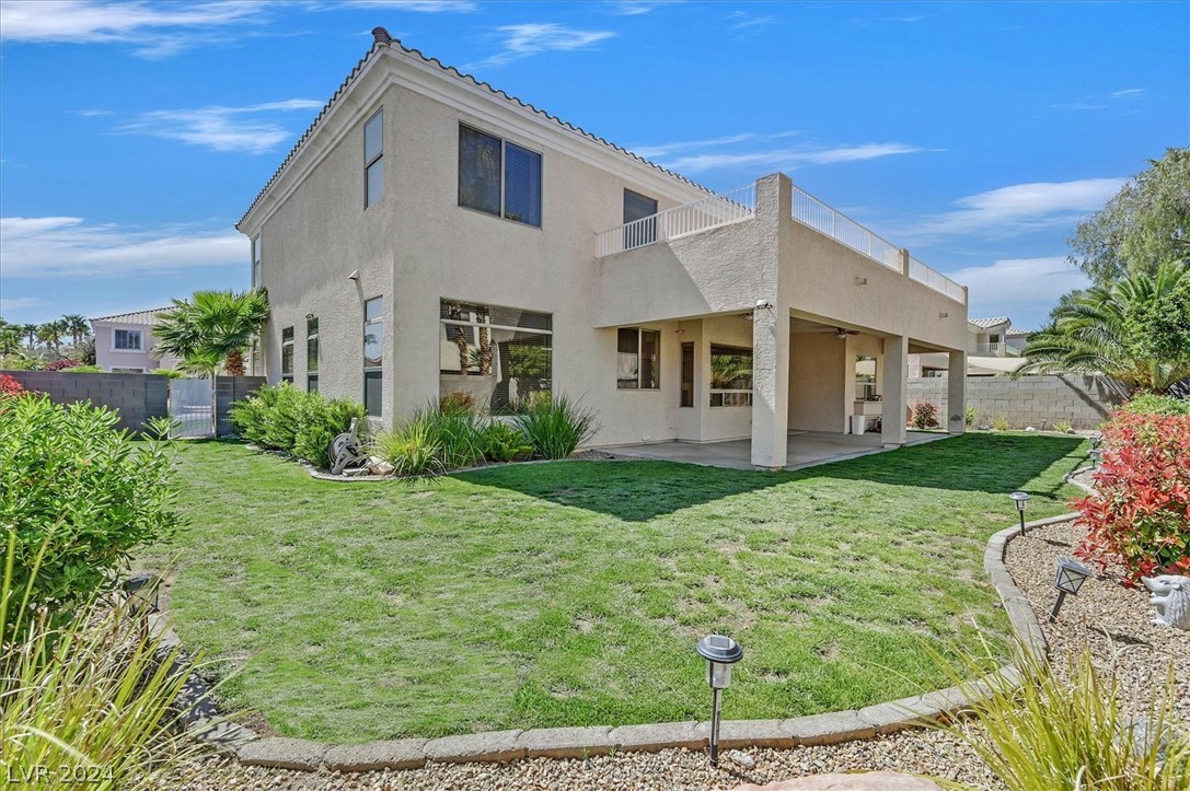 240 Royal Wood Court