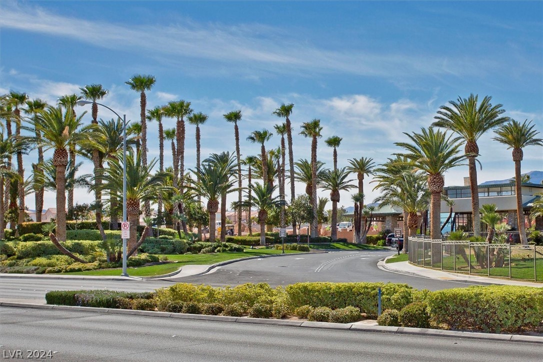 240 Royal Wood Court