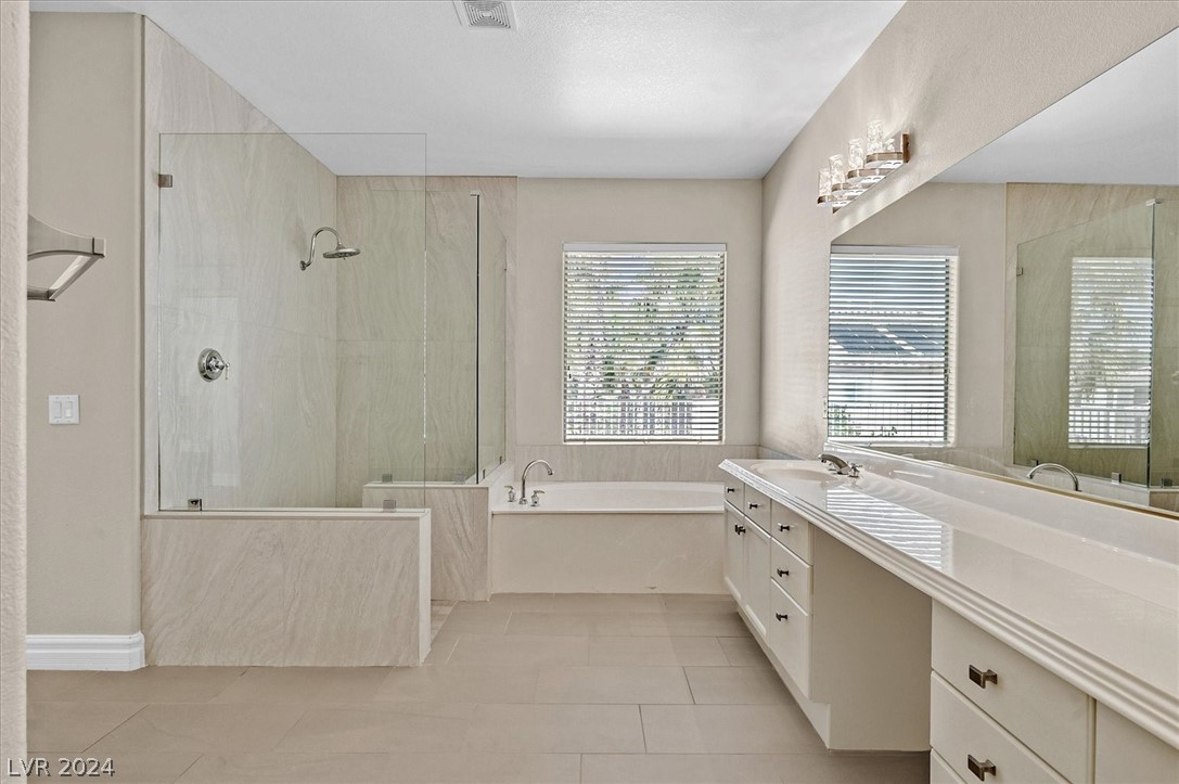 240 Royal Wood Court