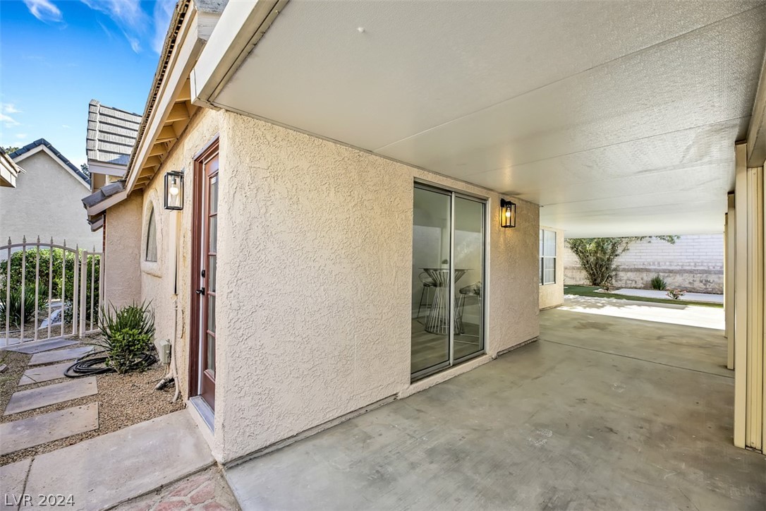 2609 Cathedral Lane