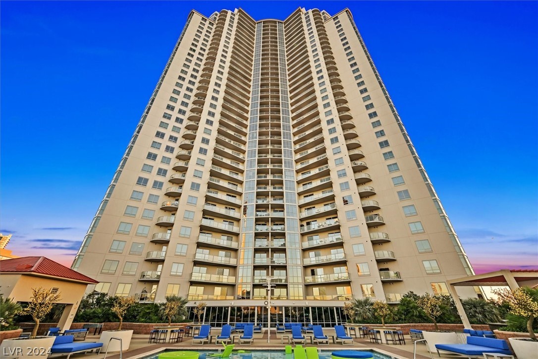 200 West Sahara Avenue 3010