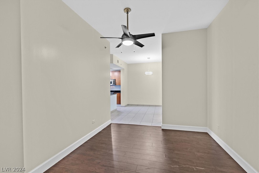 200 West Sahara Avenue 3010