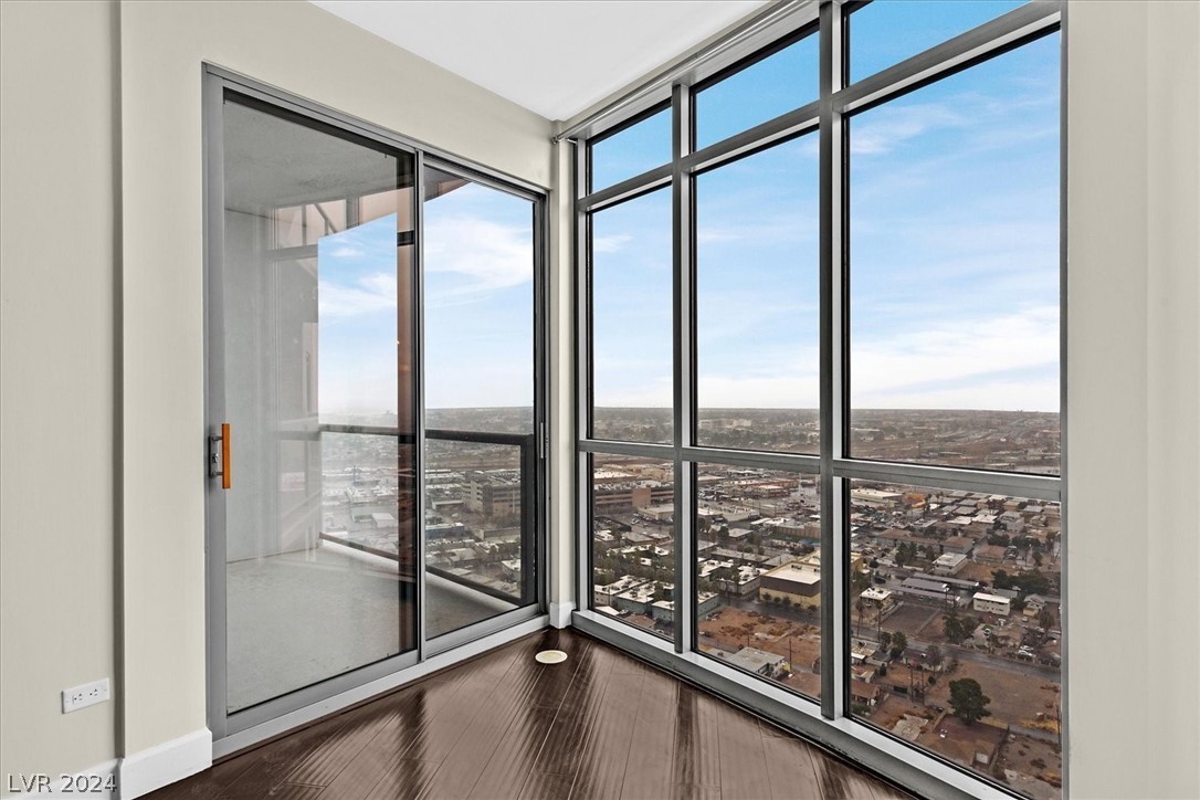 200 West Sahara Avenue 3010