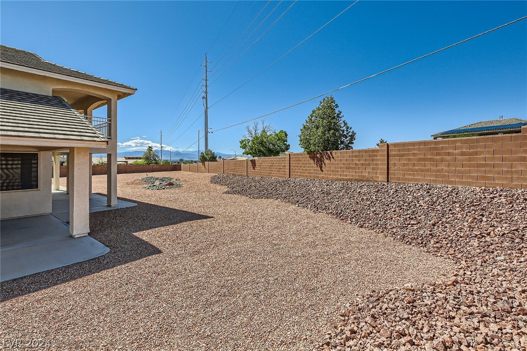 6512 Blue Sapphire Avenue