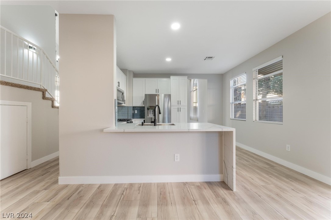 8112 Rock Port Circle