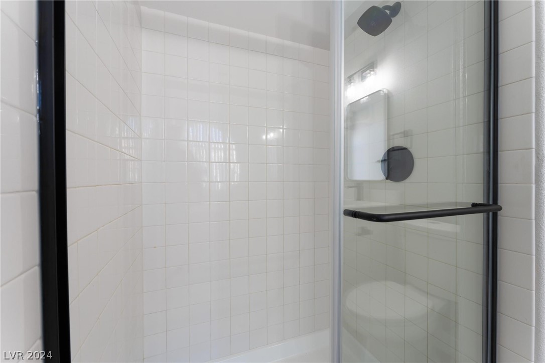 8112 Rock Port Circle