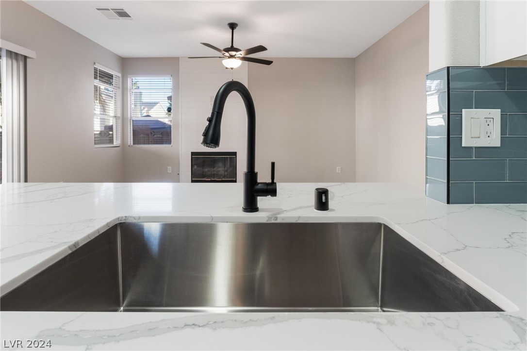 8112 Rock Port Circle