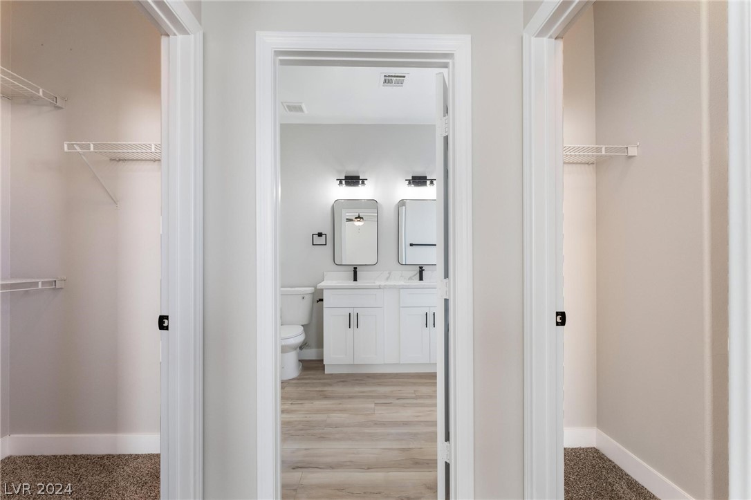 8112 Rock Port Circle