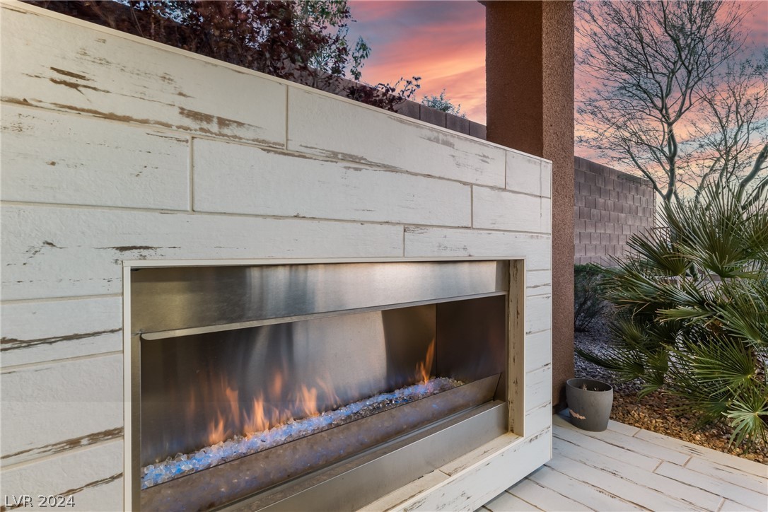 2105 Alto Vista Drive
