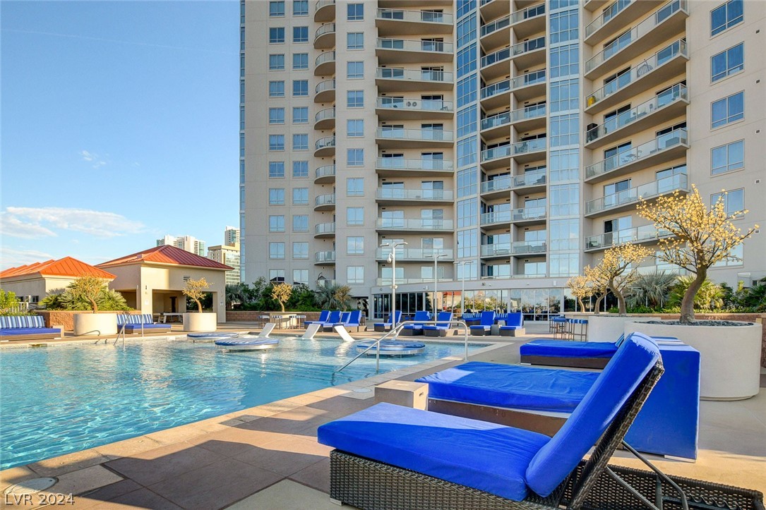200 West Sahara Avenue 2611