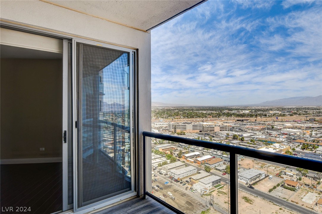 200 West Sahara Avenue 2611