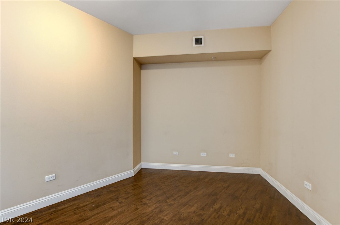 200 West Sahara Avenue 2611