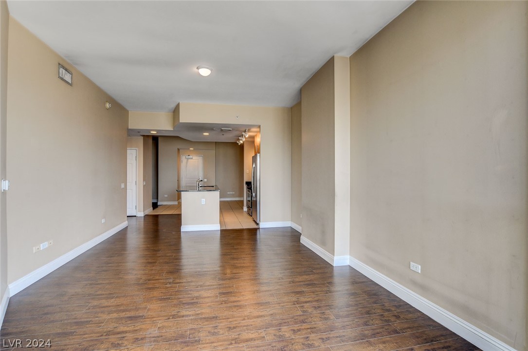 200 West Sahara Avenue 2611