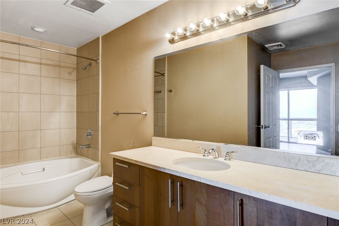200 West Sahara Avenue 2611