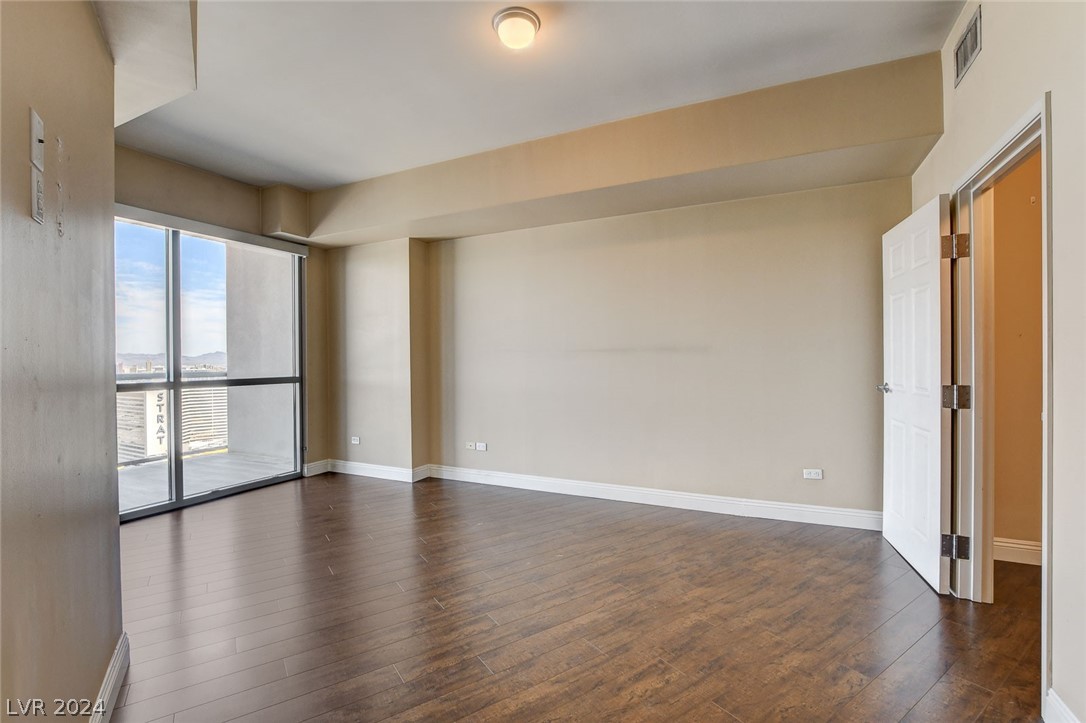 200 West Sahara Avenue 2611