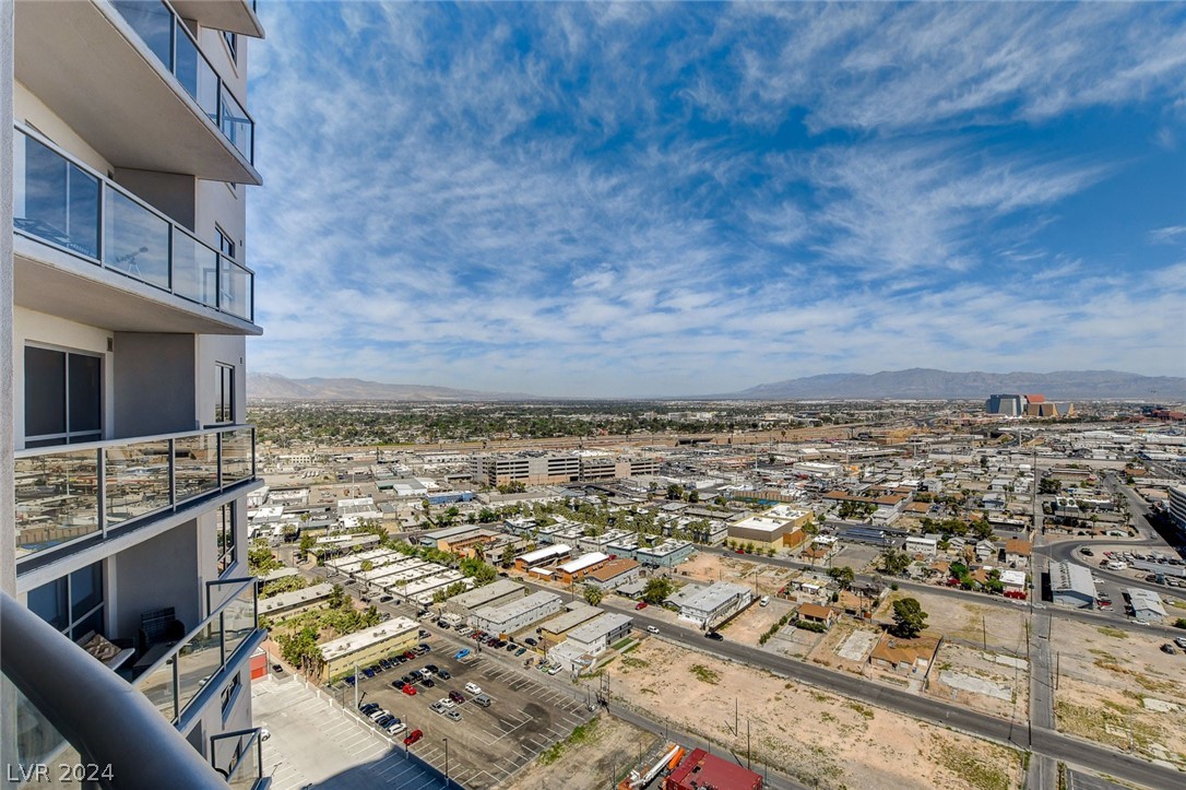 200 West Sahara Avenue 2611