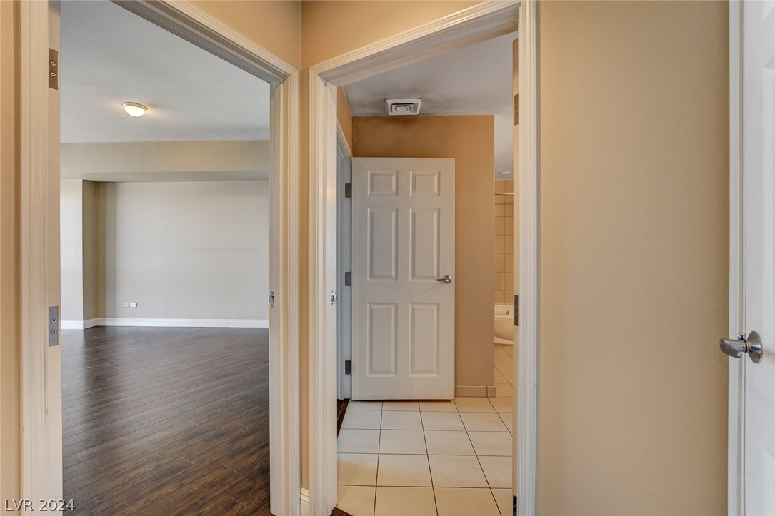 200 West Sahara Avenue 2611