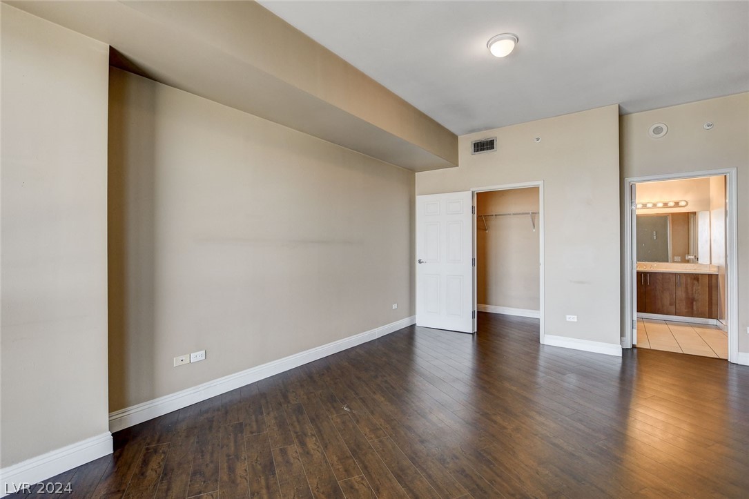 200 West Sahara Avenue 2611