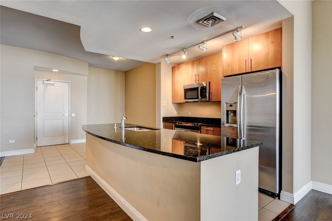200 West Sahara Avenue 2611